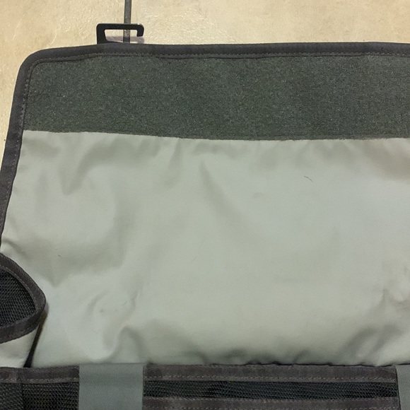 Timbuk2 crossbody command messenger bag GUC! - Picture 6 of 8